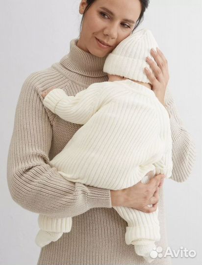 Вязаный комплект на выписку