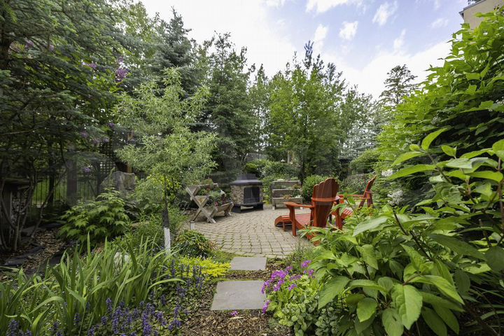 Дом 420 м² на участке 14 сот.