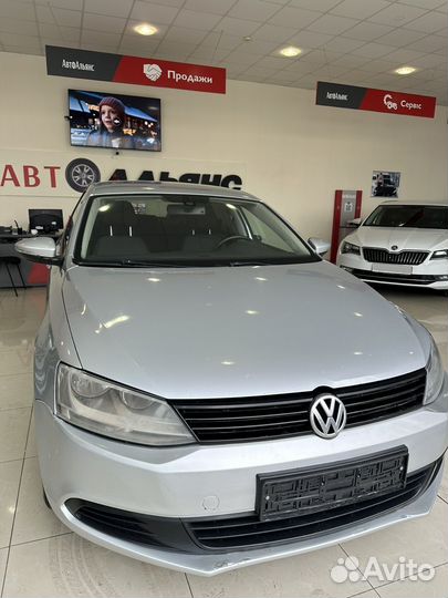 Volkswagen Jetta 1.6 AT, 2012, 165 000 км