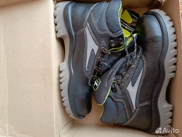 Продам ботинки рабочие