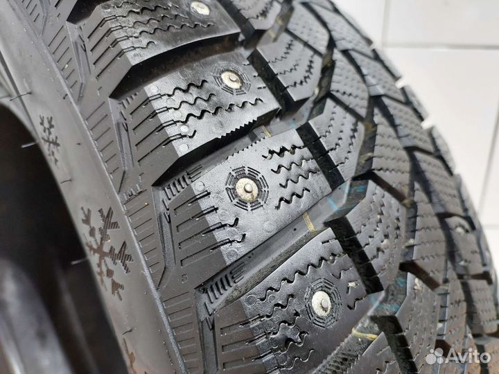 Viatti Brina Nordico V-522 205/65 R16 95T