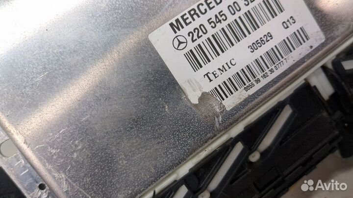 Блок управления пневмоподвеской Mercedes S W220, 1