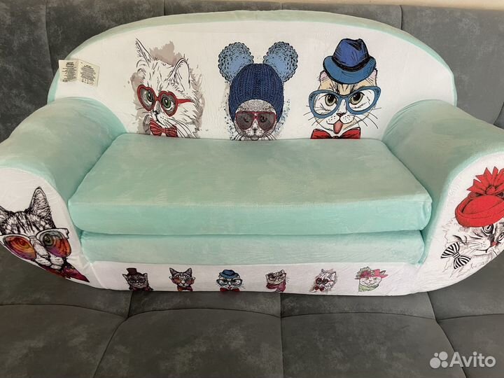 Диванчик детский игровой