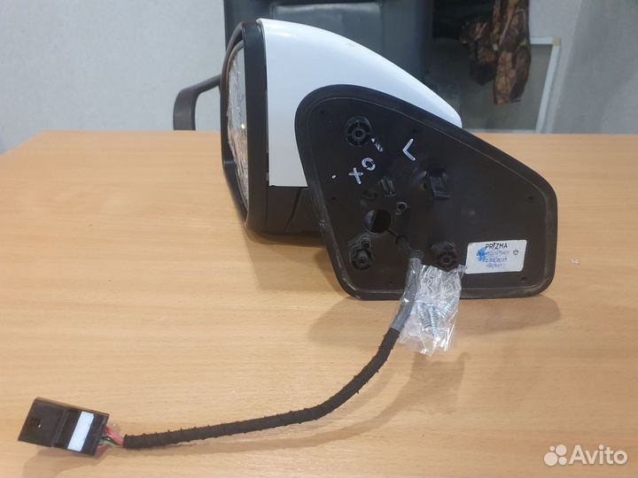 Зеркало левое на LADA largus