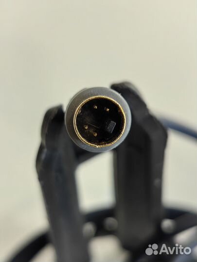 Видеокабель S-Video - S-Video 1.8 м