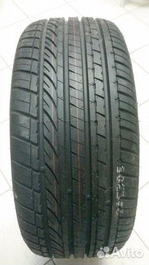 Headway HU901 255/40 R19 100