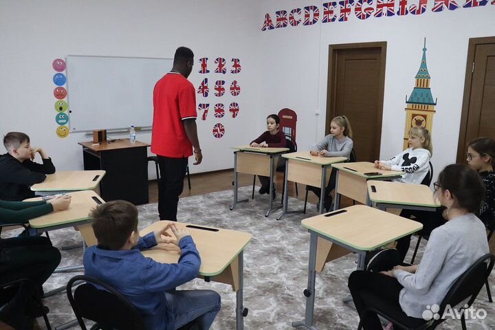 Преподаватель французского и английского языка