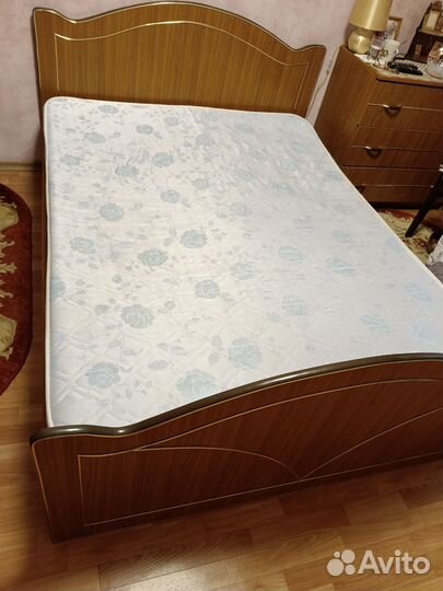 Матрас 140х200 бу