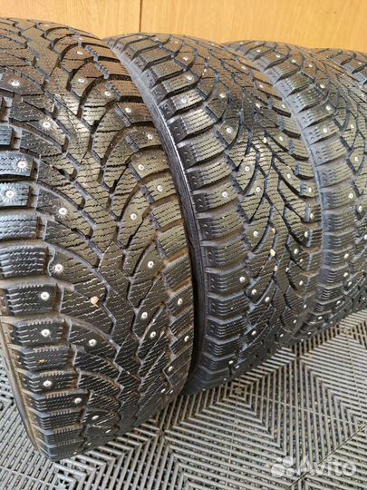 Formula Ice 215/55 R17