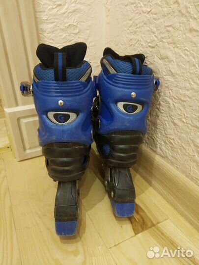 Роликовые коньки