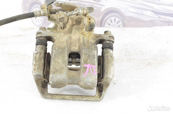 Суппорт задний правый Honda Accord 8