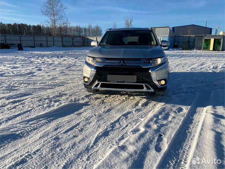 Mitsubishi Outlander 2.0 CVT, 2019, 77 000 км