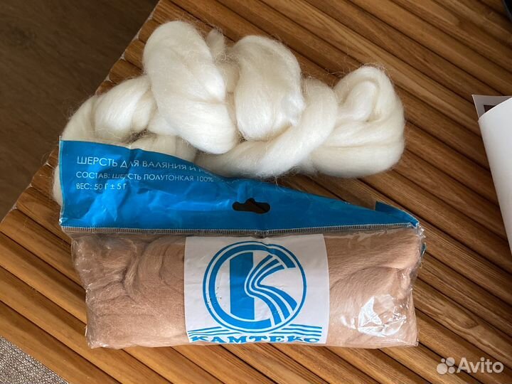 Игрушки пакетом для девочки отдам за шоколадку