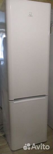 Indesit ITR 32, 2-хкамерный, высота 2.0 м, б/у