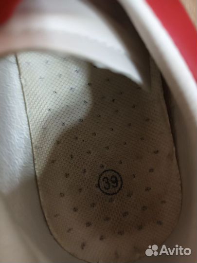 Лоферы женские