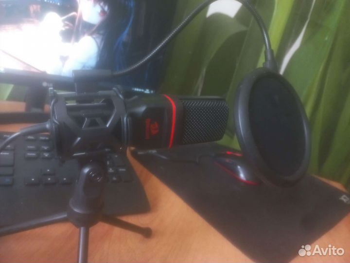 Игровой компьютер в сборе