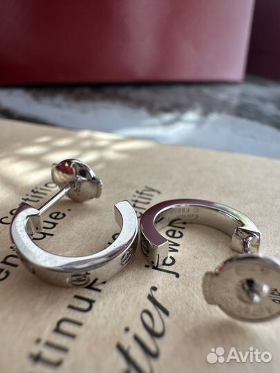 Серьги cartier love белое золото 750 пробы