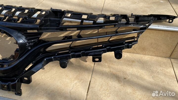 Решетка бампера toyota camry 70