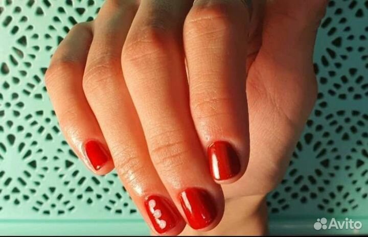 Модель на маникюр