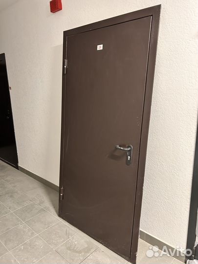 Дверь входная металлическая