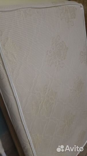 Детская кроватка качалка,манеж