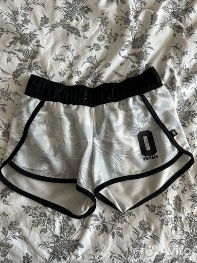 Шорты спортивные женские adidas размер s