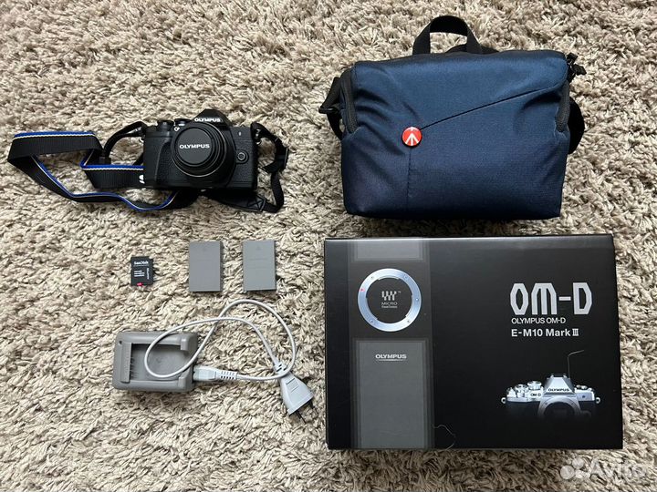 Olympus OM-D E-M10 Mark III