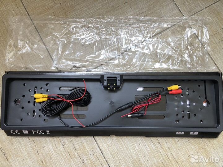 Номерная рамка с камерой