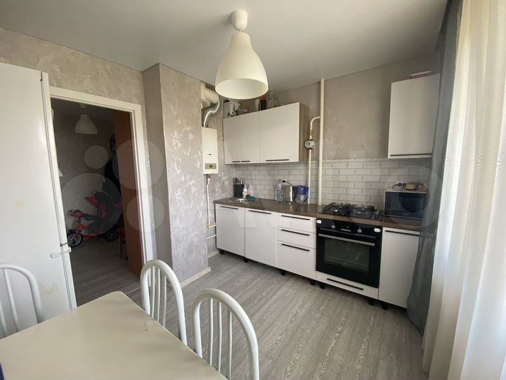 2-к. квартира, 54 м², 3/5 эт.