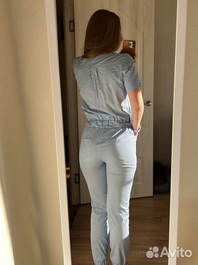 Комбинезон медицинский