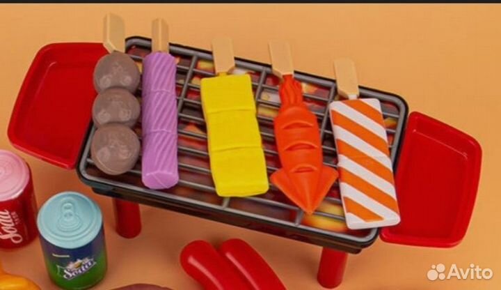 Посудка игровая с плитой в чемодане и набор гриль