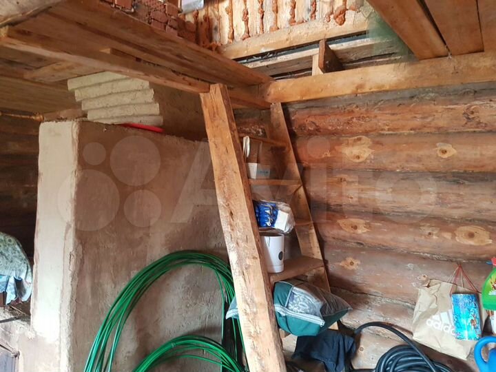 Дом 50 м² на участке 9,3 сот.