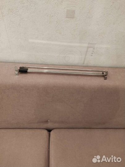 Кронштейн выдвижной для вешания одежды