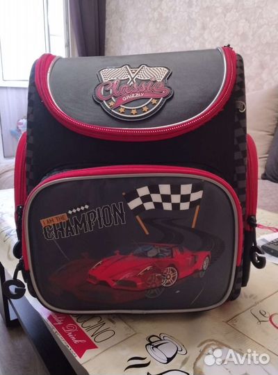 Школьный рюкзак