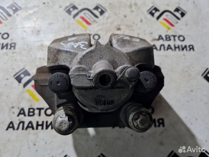 Суппорт задний правый Bmw X5 E70 N52B30 2008