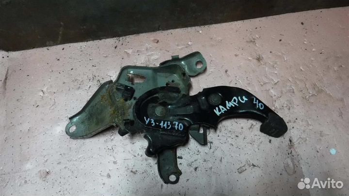 Рычаг стояночного тормоза Toyota Camry XV40 2006