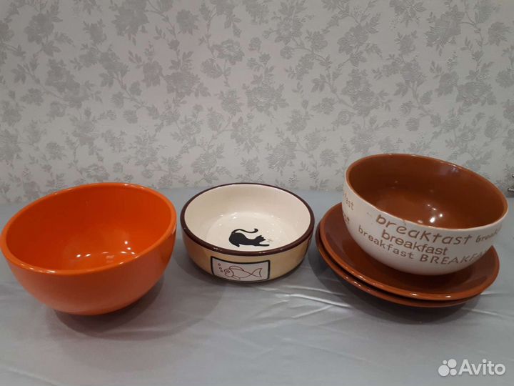 Кружки сувенирные и разные