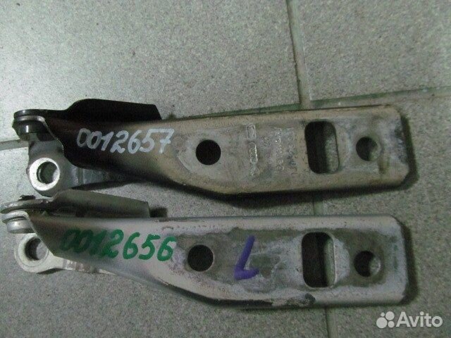 Петля капота левая Vw Golf 4 1J0 1998-2006