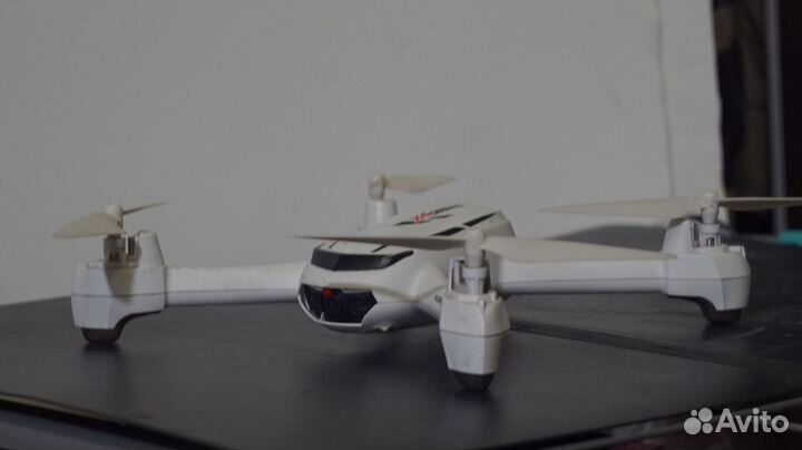 Квадрокоптер Hubsan X4 H502