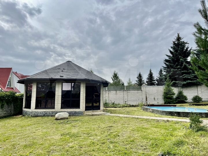 Дом 800 м² на участке 35 сот.