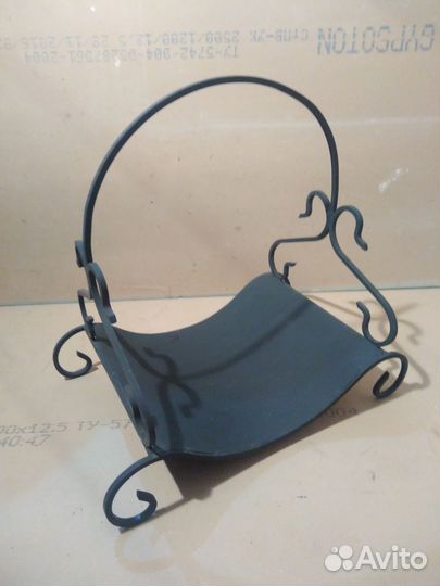 Каминный набор с дровницей. Подставка для дров