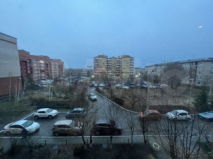 3-к. квартира, 86 м², 3/9 эт.