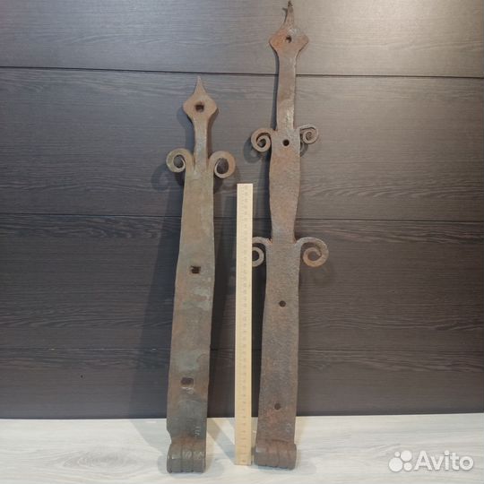 Старинные кованые навесы