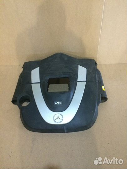 Декоративная накладка двигателя Mercedes ML W164