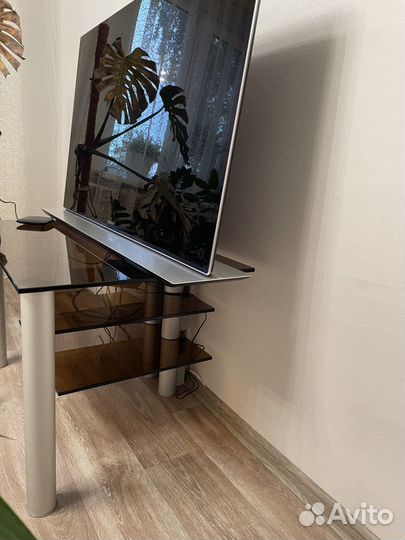 Тумба под телевизор