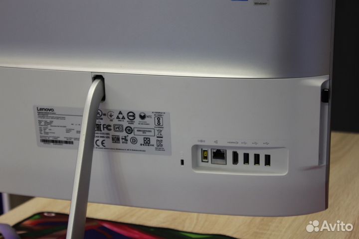 Моноблок Lenovo IPS/21.5