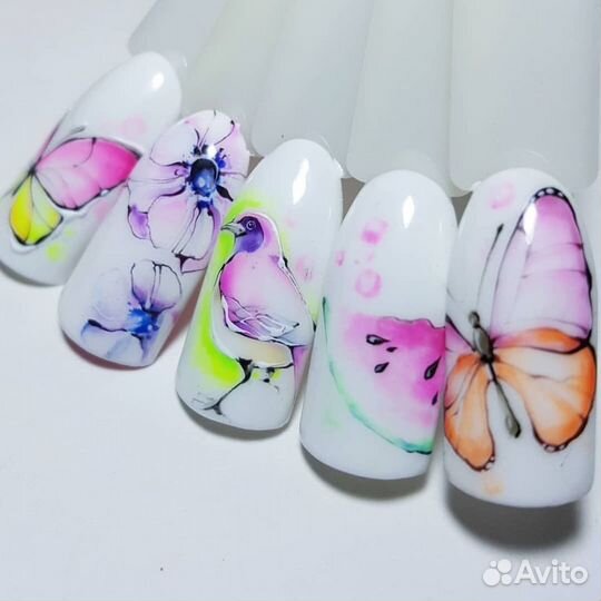 Краска для акварели на ногтях