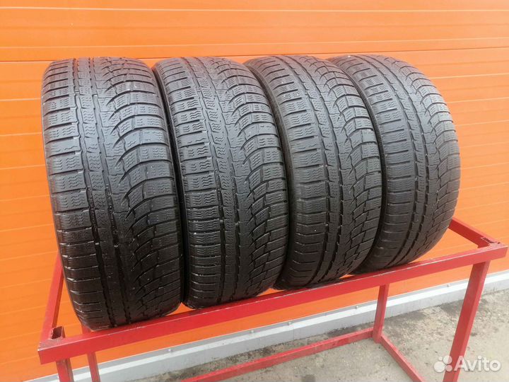 Nokian Tyres WR A4 225/45 R17 107Y