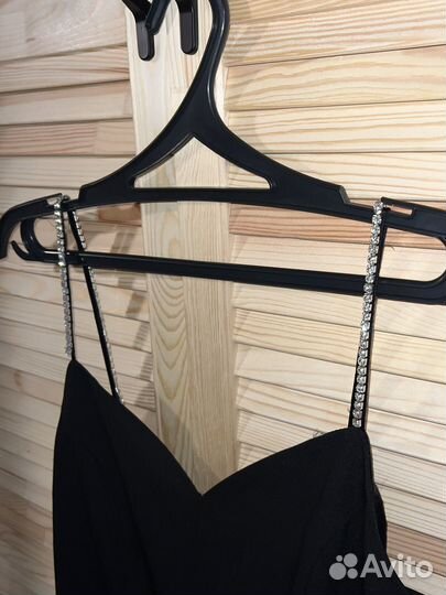 Платье с камнями