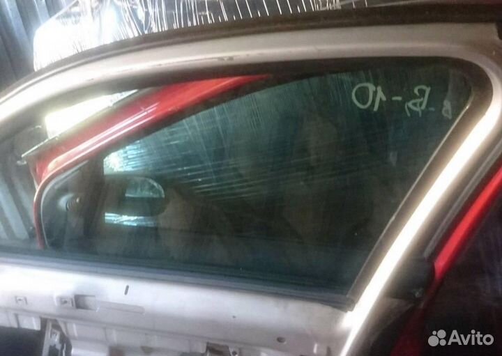 Стекло двери передней правой Renault Megane 2 2005